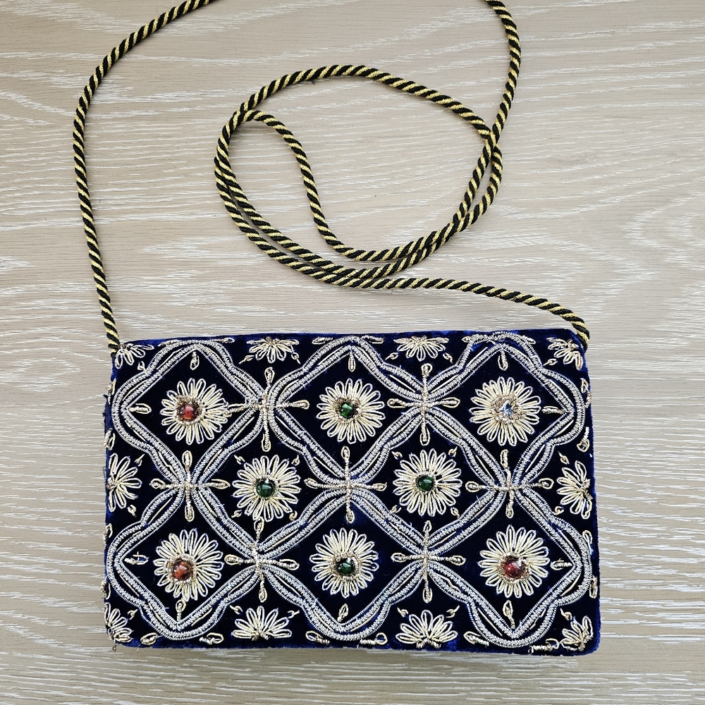 Vintage Zardozi Hand-Embroidered Velvet Clutch – Royal Blue Evening Bag with Gem